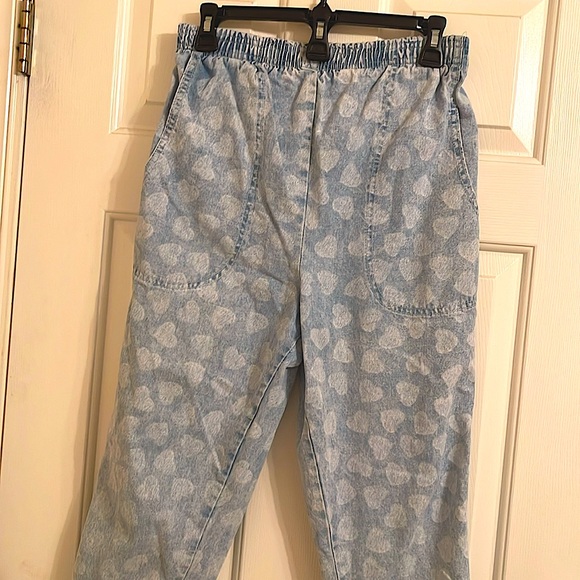 Heart Stamped Pants 💓❤️ from CSport brand - Picture 1 of 6